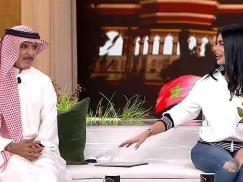 بالفيديو: مذيعة تطلب الزواج من عبد الله بالخير مباشرة على الهواء!